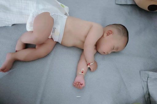禹州没满月的宝宝